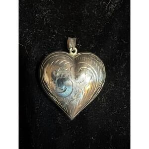 Vintage Etched Sterling Silver Puffy Heart Pendant